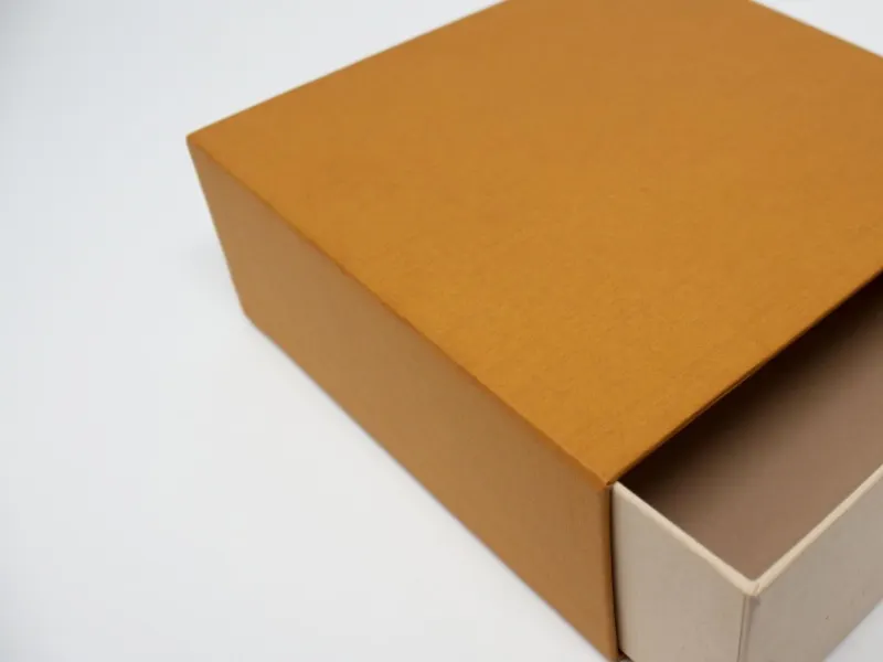Custom Sleeve and Tray Boxes